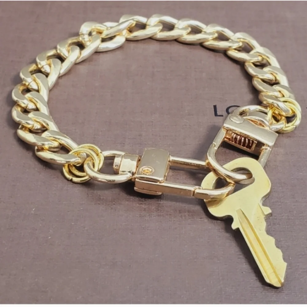 LOUIS VUITTON Authentic Lock Key Set Polished Chain Necklace Bracelet - Picture 10 of 12